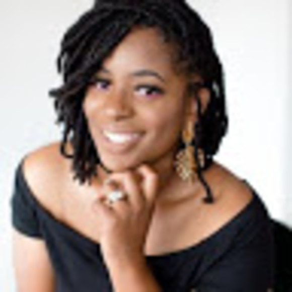 Meet your Posher, Sherrelle - Picture 1 of 1